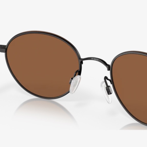 Oakley Terrigal men’s sunglasses bronze colour NWT - Picture 7 of 11